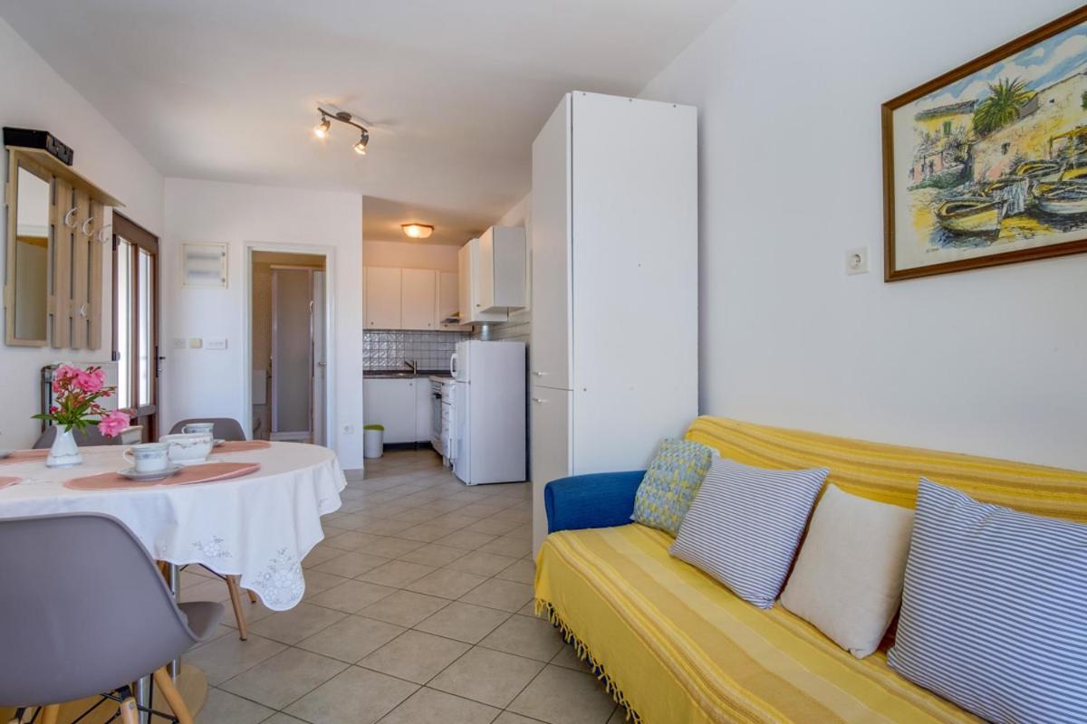 Apartmani Nadalina Veli Lošinj Εξωτερικό φωτογραφία