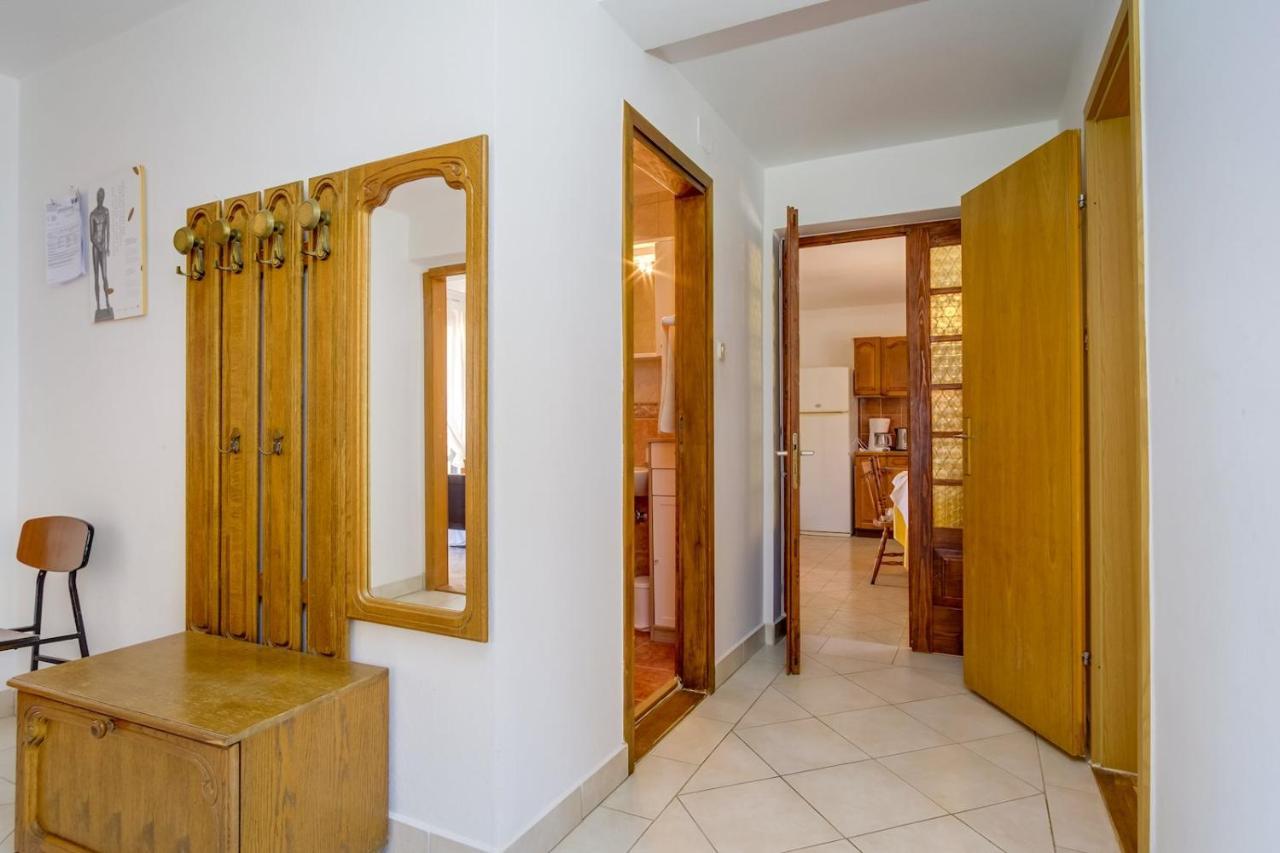 Apartmani Nadalina Veli Lošinj Εξωτερικό φωτογραφία