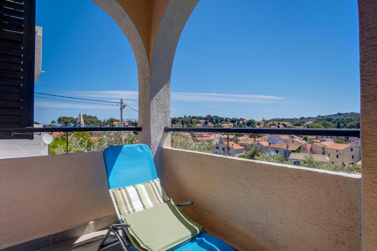 Apartmani Nadalina Veli Lošinj Εξωτερικό φωτογραφία