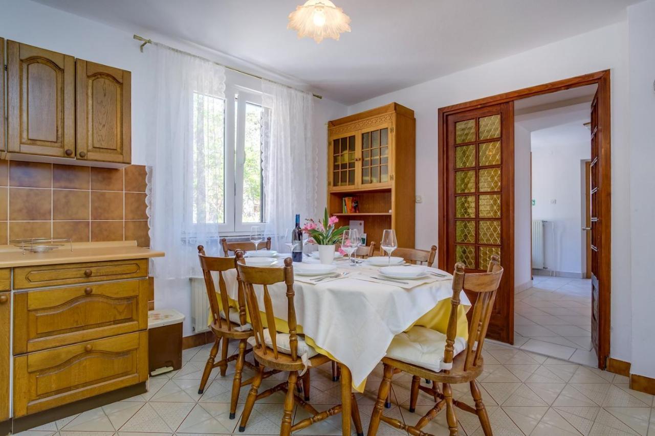 Apartmani Nadalina Veli Lošinj Εξωτερικό φωτογραφία
