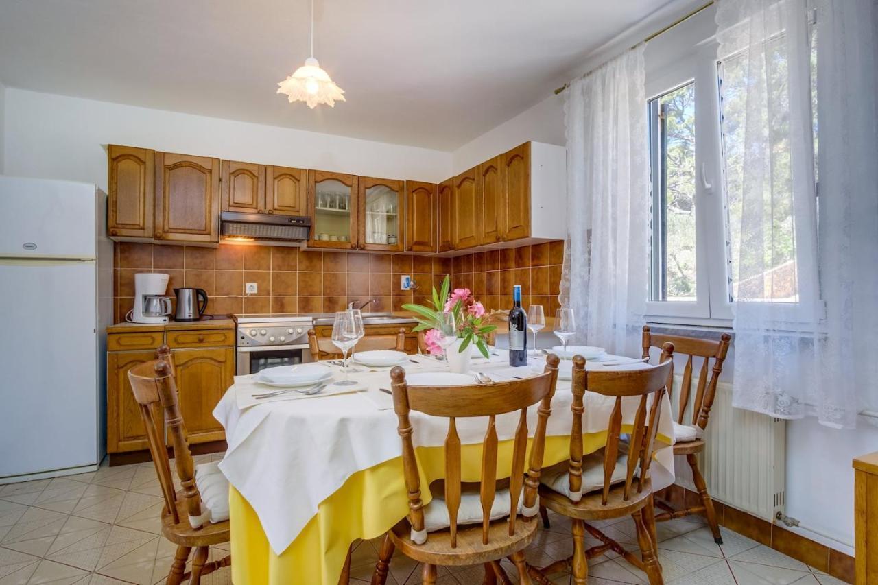 Apartmani Nadalina Veli Lošinj Εξωτερικό φωτογραφία